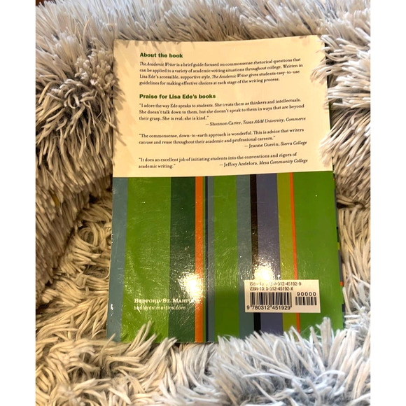 The academic writer by Lisa Ede paperback a brief guide - Picture 2 of 4
